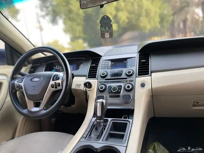 فورد توروس 2015 11