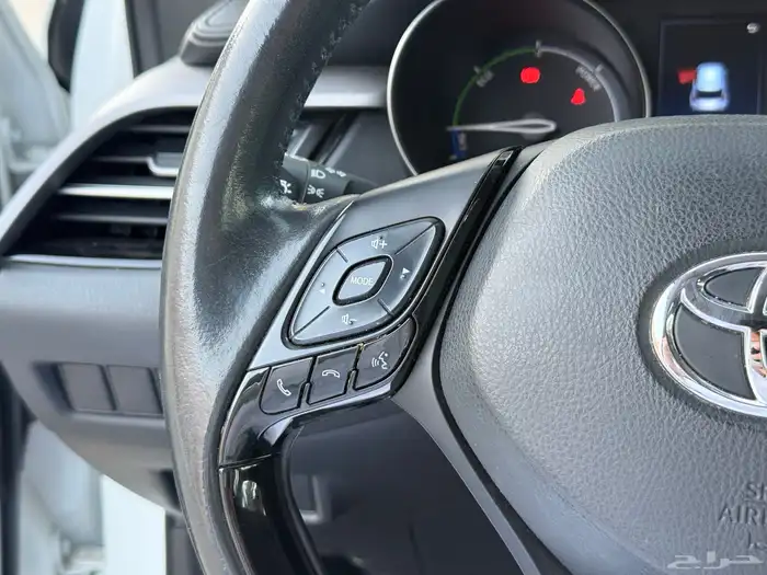 تيوتا C-HR موديل 2022 هايبرد 15