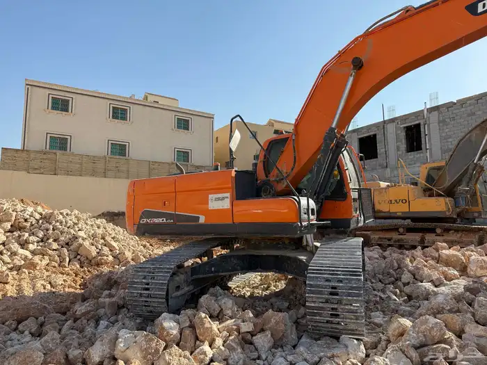 بوكلين دوسان 2022 مقاس 220 وارد وكيل سعودي ديزل 7