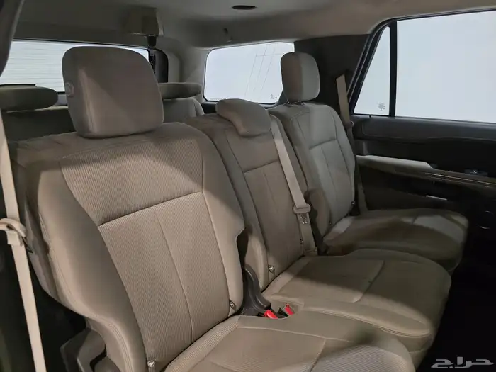 فورد اكسبيدشن موديل 2018 بحالة ممتازة 10