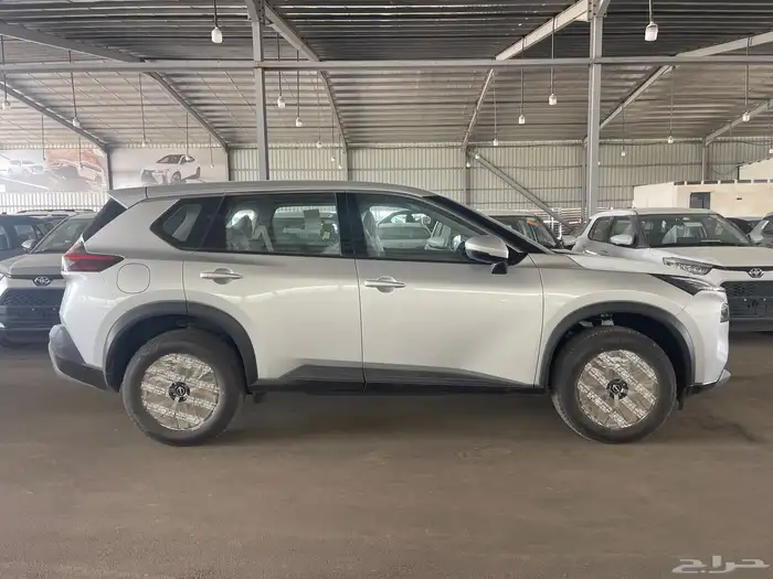 اكس تريل استندر 5 راكب بدون دبل 2025 2