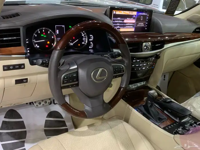 للكزس LX570 سعودي 2020 9