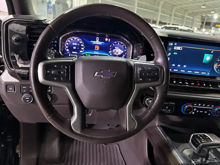 شيفورليه سلفراد تريل بوس بلاك موديل 2023 28