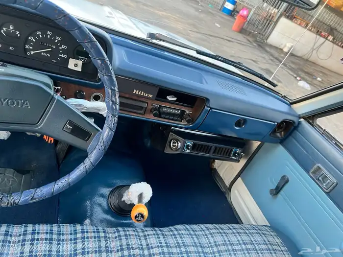 هايلوكس 1982 3