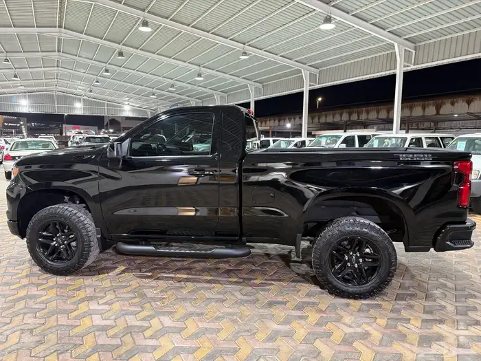 شيفورليه سلفراد تريل بوس بلاك موديل 2023 15