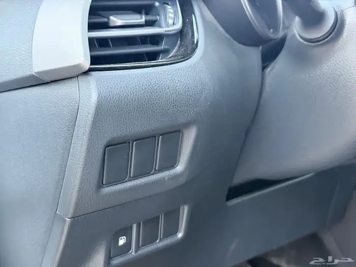 تيوتا C-HR موديل 2022 هايبرد 9