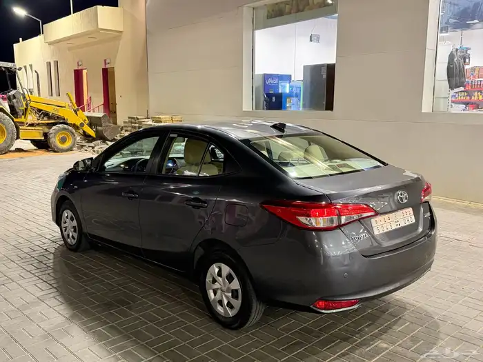 تويوتا يارس 2022 Y وارد عبداللطيف جميل 6