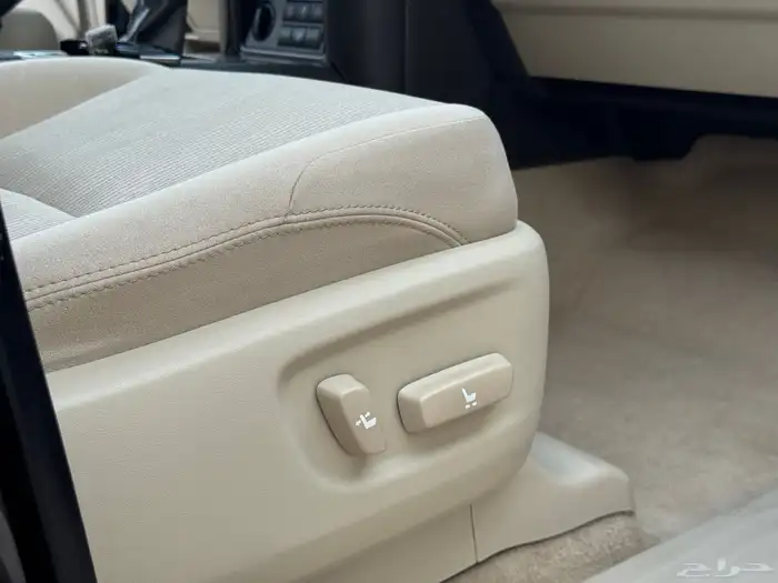 تويوتا برادو 2020 فل كامل VX 20