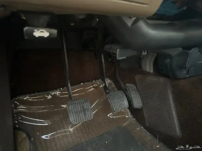 لاندكروزر صالون 1984 مخزن (للمشاهدة والمتعة فقط) 24