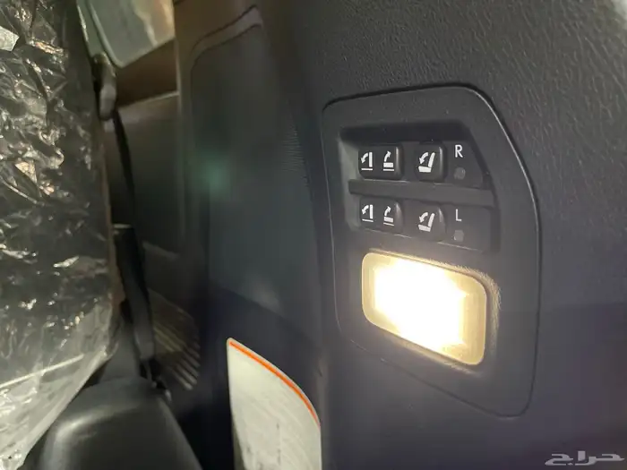 لكزس LX570 2020 بلاك أديشن 18