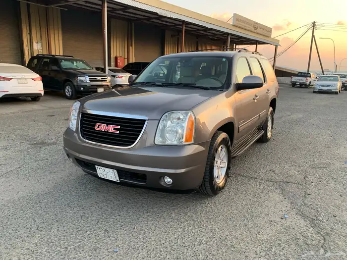 جي ام سي يوكون 2012 1