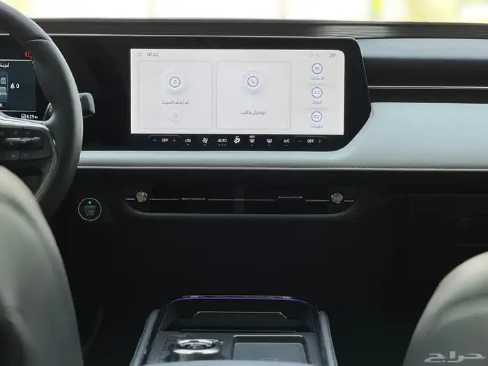 فورد تورس تيتانيوم موديل 2025 14