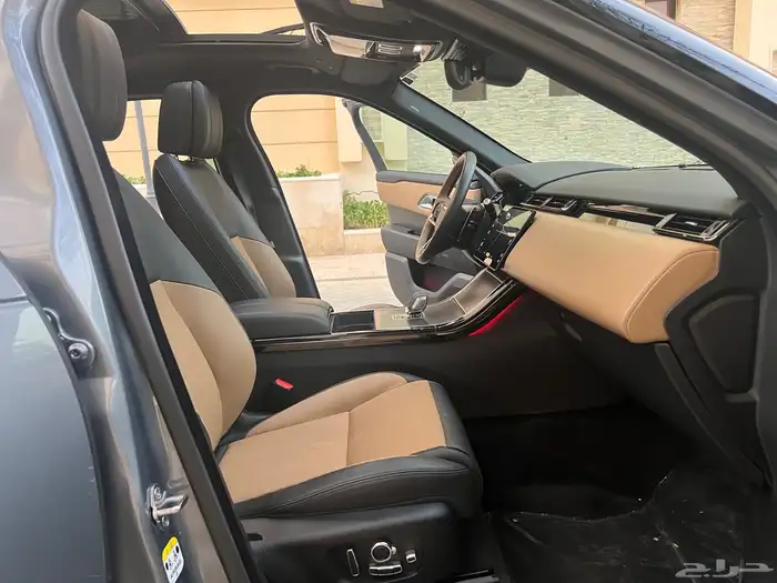 لاند روفر 2025 فيلار p250 مالك اول ممشى 19 الف بحالة الجديد 69