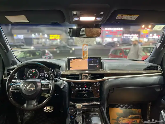 لكزس LX570 2020 بلاك أديشن 9