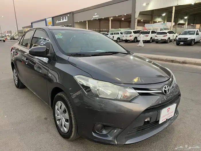 تويوتا يارس 2017 استاندر 1