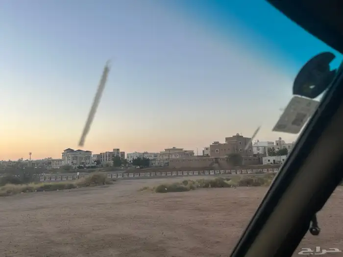 لاندكروزر صالون 1984 مخزن (للمشاهدة والمتعة فقط) 18