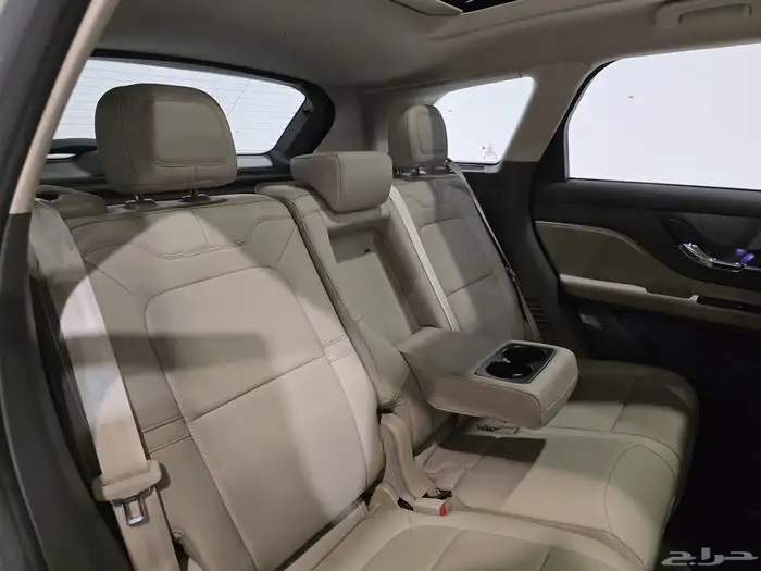 لنكولن كورسير موديل 2024 فل كامل بحاله الوكاله 12