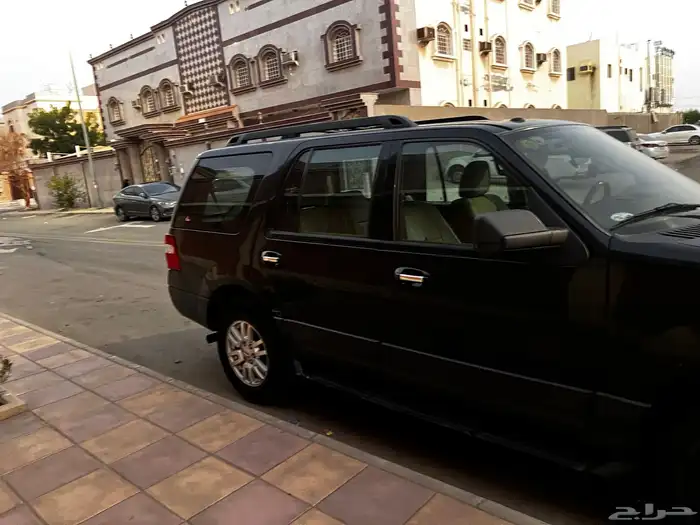 فورد اكسبيدشن - موديل 2014 3