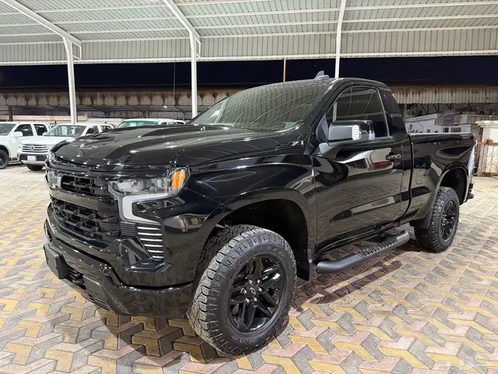 شيفورليه سلفراد تريل بوس بلاك موديل 2023 7