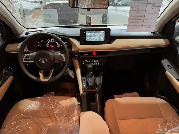 تويوتا يارس Y بنزين 2026 5