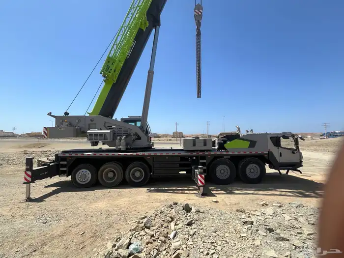 Crane and Flatbed Rental 5