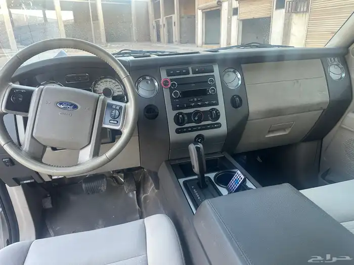 فورد اكسبديشن 2012 6