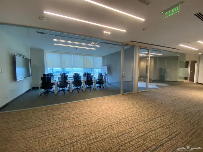 قواطع مكاتب زجاج مكاتب 6