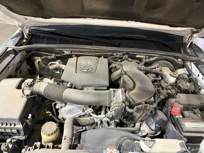 فورتشنر 2020 سته سلندر فل كامل تم البيع 11