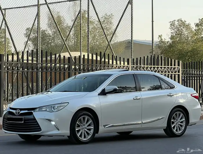 تويوتا كامري 2017 فل سعودي 0