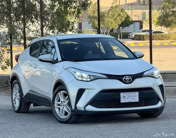 تيوتا C-HR موديل 2022 هايبرد 3