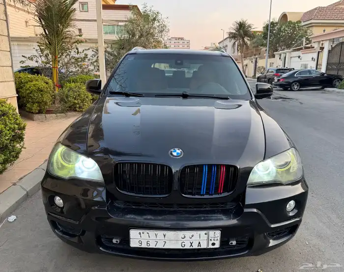 للبيع بي ام دبليو X5 موديل 2009 كت M ممشى قليل 1