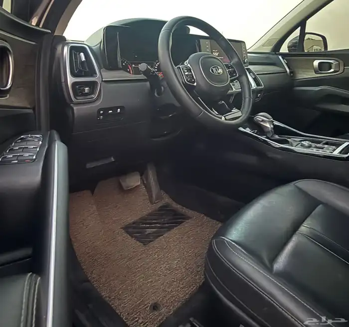 كيا سورنتو ( ديزل ) 2021 شبه جديدة للبيع 16