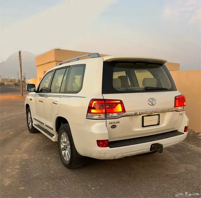 لاندكروزر 2020 ديزل GXR2 1