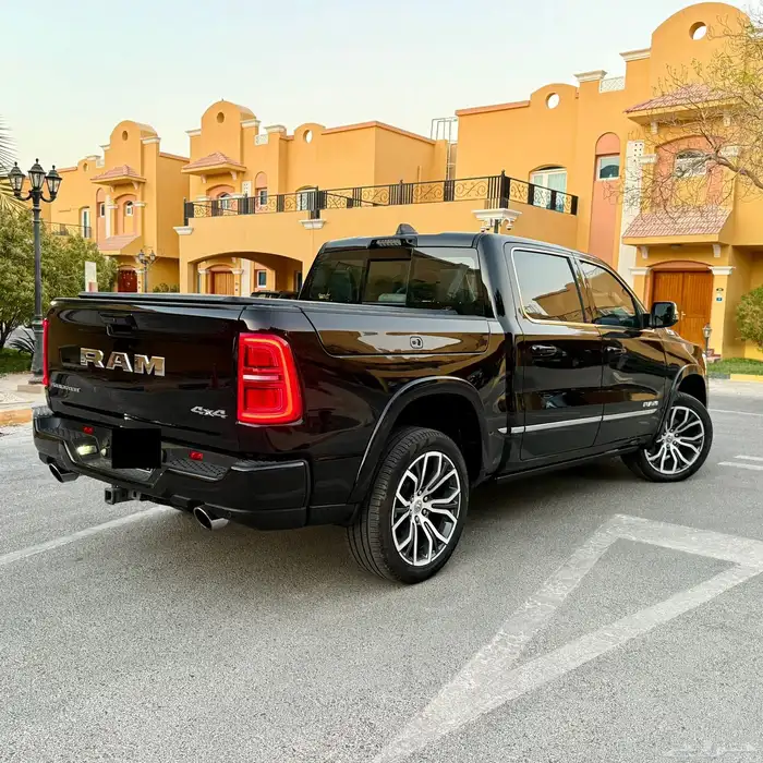 دودج رام تنجستين شبه جديد 2025 ضمان وصيانه وكاله 6
