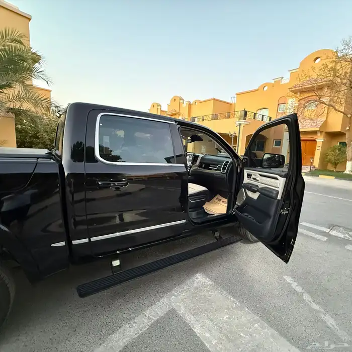 دودج رام تنجستين شبه جديد 2025 ضمان وصيانه وكاله 3