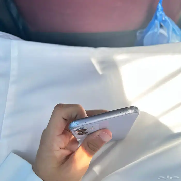 للبيع ايفون 11 بطاريه 69 لايشكو من شي 2