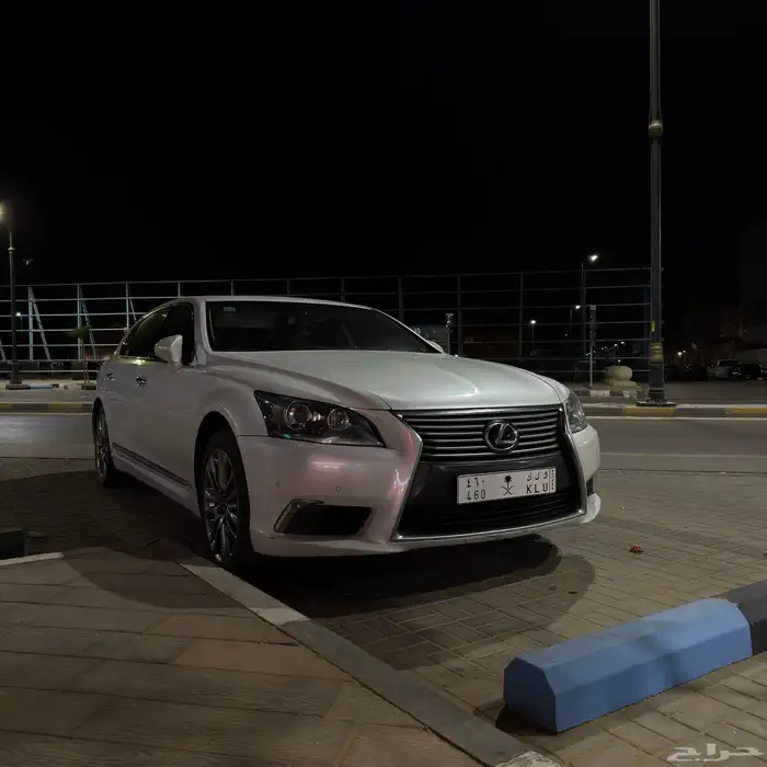 لكزس LS460L 2017 3