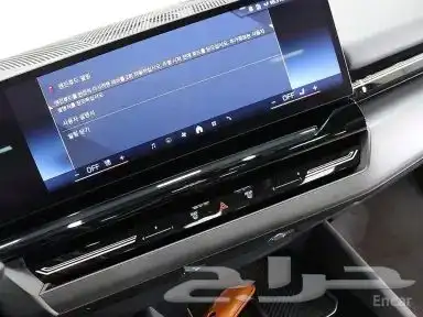 بي إم دبليو الفئة الخامسة (G60) 520i 5