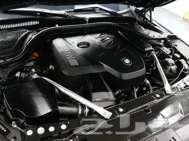 بي إم دبليو الفئة الخامسة (G60) 520i 16