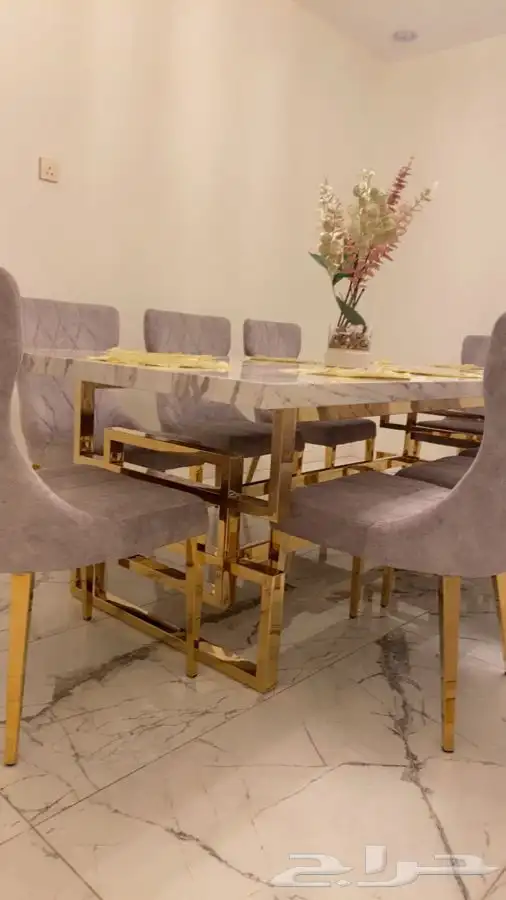 طاولة طعام رخام 8 كراسي 1