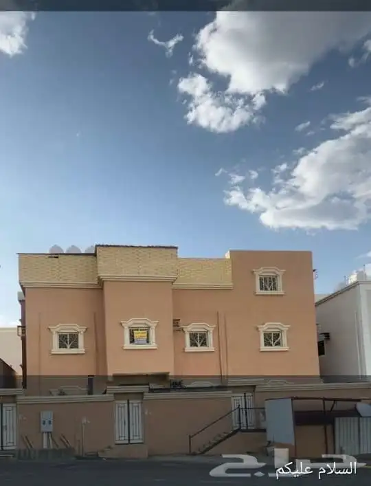 عمارة للبيع موقع مميز خميس مشيط 0