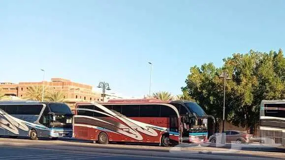 خدمة تأجير الحافلات 0