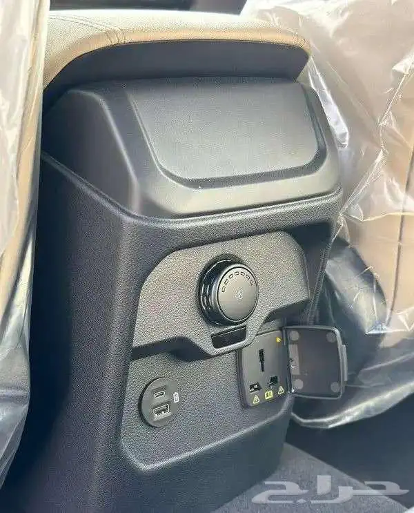 فورد ايفرست ليمتيد فل كامل توكيلات الجزيرة جميع الالوان 2025 5