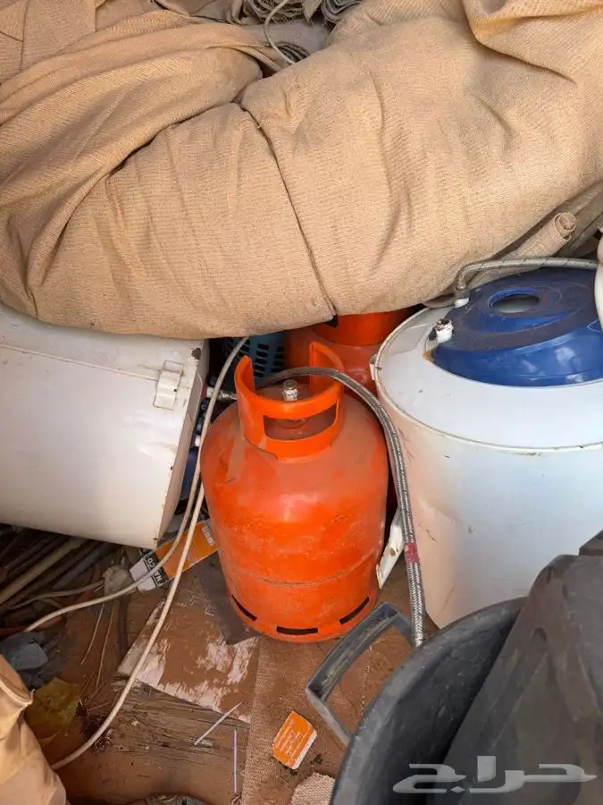 اغراض مخيم للبيع 12