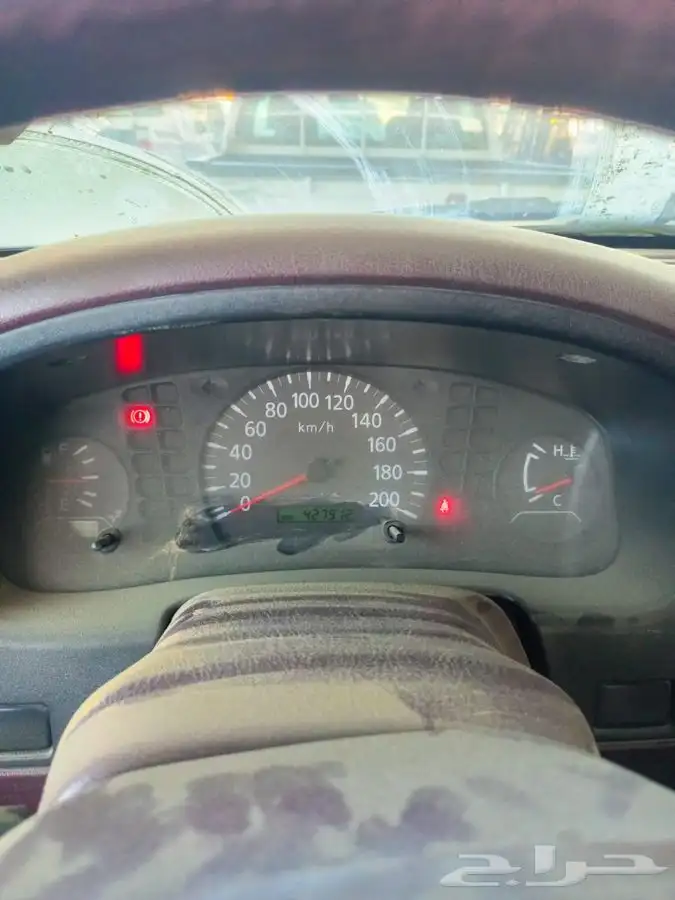 نيسان ددسن موديل  2013 8