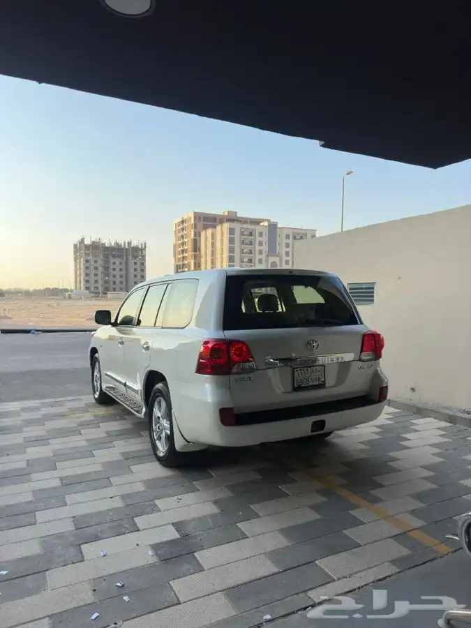 لاندكروزر فكسار VXR 2013 فل كامل مالك ثاني بدي وكاله 7