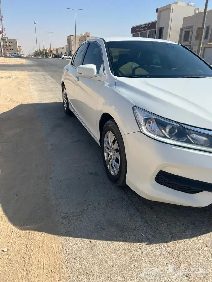 للبيع هوندا اكورد 17 4