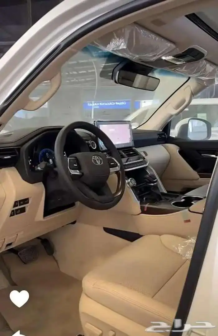 تويوتا لاند كروزر GXR فل كامل تنفس طبيعي بريمي 2025 6