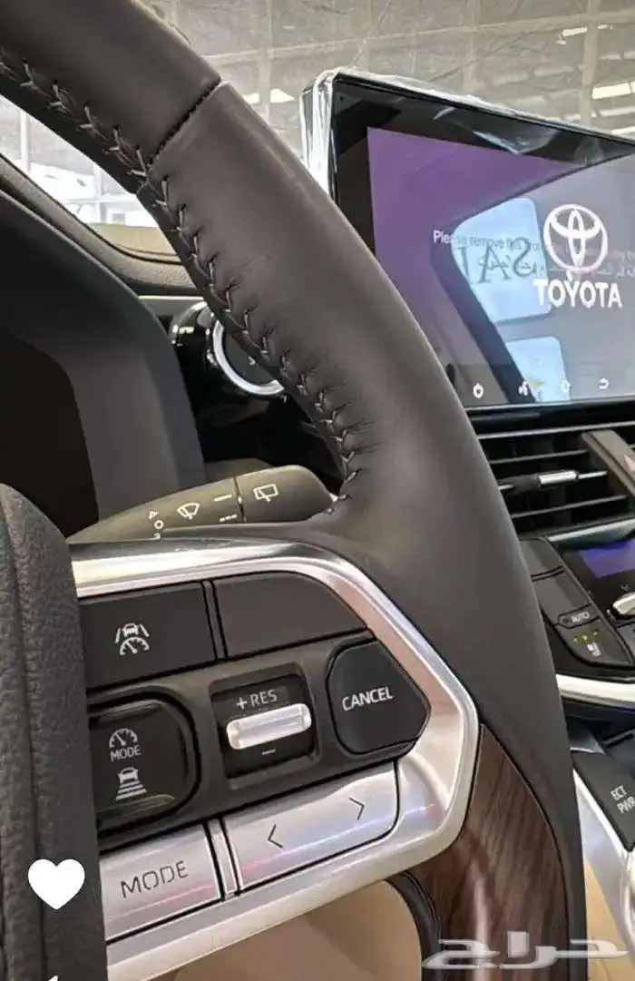 تويوتا لاند كروزر GXR فل كامل تنفس طبيعي بريمي 2025 5