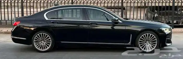 بي ام دبليو 730 2022 4